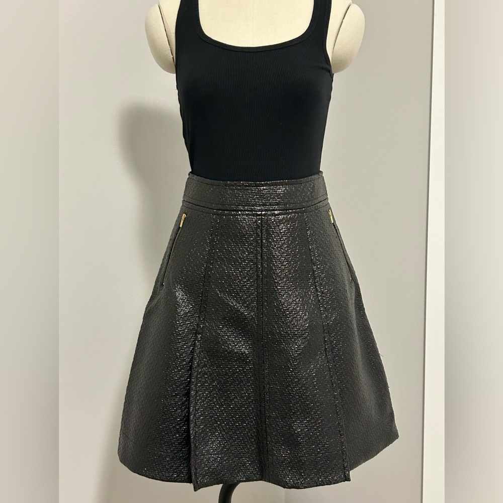 Banana Republic A-Line Textured Skirt w POCKETS!